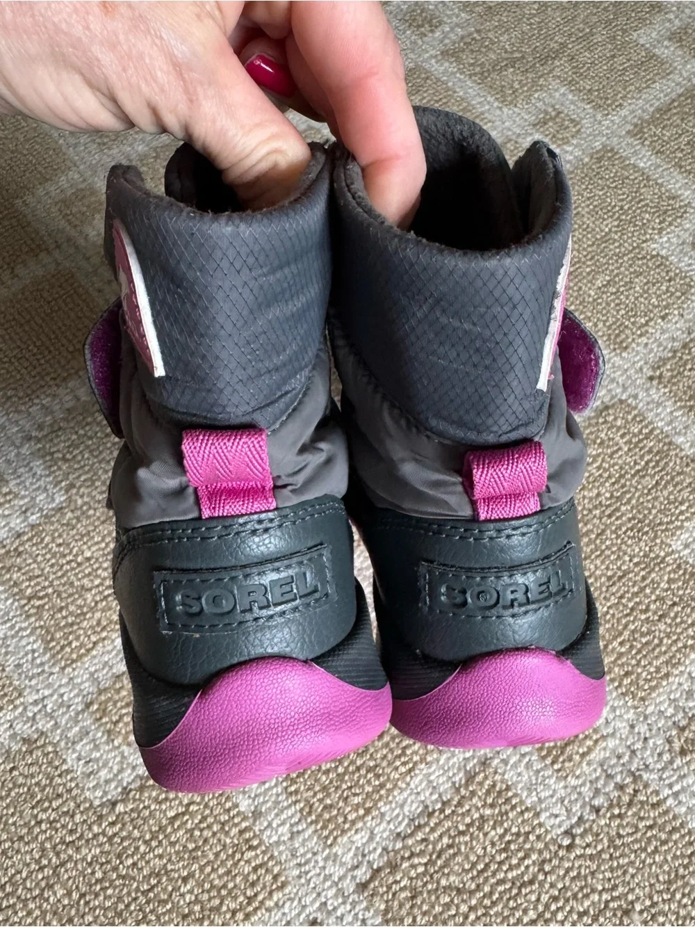 Sorel Whitney II Strap Waterproof Insulated Snow Boots Gray Pink Girls Size 9